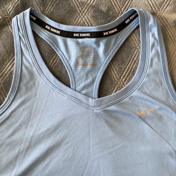 Nike Racerback - Picture 2 of 4